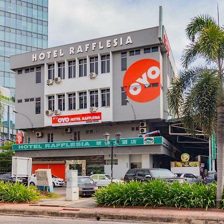 Oyo 727 Hotel Rafflesia Кота-Кинабалу Экстерьер фото